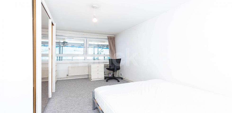 			GOOD FOR 3 SHARERS!, 2 Bedroom, 1 bath, 1 reception Flat			 Pembroke Street, Caledonian road / Kings cross